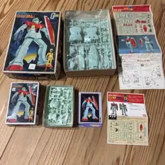 初版品 ヴィンテージ 旧バンダイ模型 1/100 ジム (GM) バンザイマーク