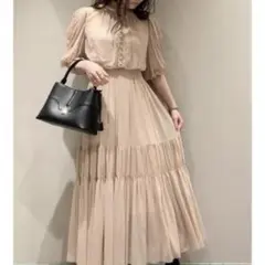 snidel♡TV衣装　sustainableチュールギャザーティアードドレスのサムネイル