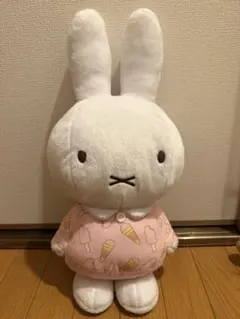 ミッフィー アイス柄のワンピース ぬいぐるみ 特大サイズ