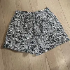 新品‼︎リーバイス　ショートパンツ