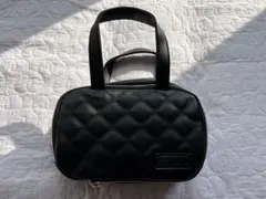 colulu コルル 圧縮キルティング 大容量 オムツポーチ ブラック