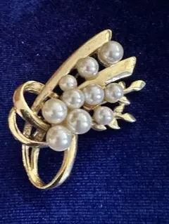 ヴィンテージ風 ゴールドトーン パール ブローチ(本物に見えるフェイク)