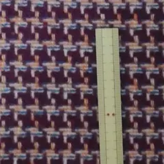 幾何学模様の布地（紫・青・オレンジ）