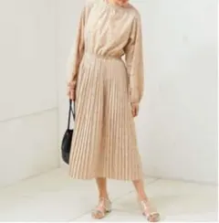 【Discoat】ランダムドットハイネックプリーツ切替ワンピース