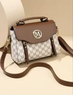Mロゴ モノグラム ショルダーバッグ ブラウン