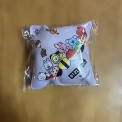 ★新品未開封　BT21 キャラクター クッション くら寿司　キーホルダー