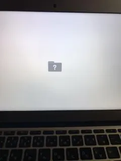 MacBookair 11inch i5 4GB 128GBディスプレイ交換済み