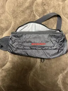 マムート ボディバッグ