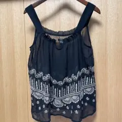 Forever21 エスニック刺繍キャミソール