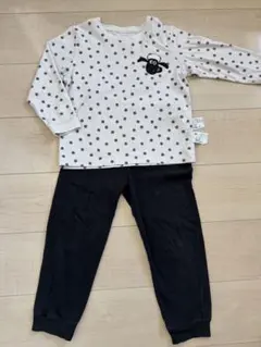 ユニクロ　パジャマ　長袖　ひつじのショーン　110
