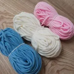 アクリル紐　大量　３色まとめて。