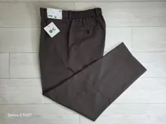 【新品】ユニクロ：C　タックワイドテーパードパンツ（М・ブラウン）