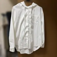 新品 フード付きシャツ ホワイト 長袖のサムネイル