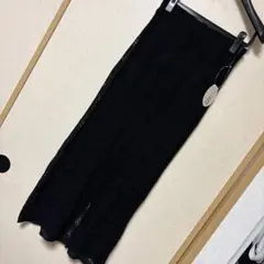 新品タグ付き♡しまむら♡Rafnaf透かし編みナロースカートのサムネイル