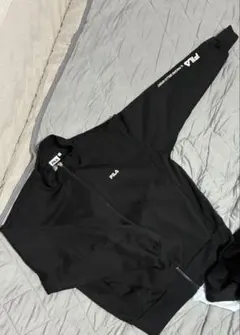 FILA レディースジャージ 上下とTシャツ４点セットのサムネイル