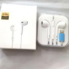 イヤホン 超軽量 ホワイト 有線