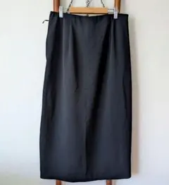 GU 黒 スリット入り タイトスカート