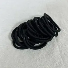 ブラック ヘアゴム 20個セット 約4cm、太さ4mm まとめ売り