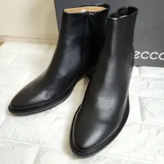 【未使用級】ecco　ブラック ショートブーツ レザー　サイドジップ
