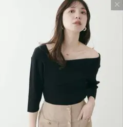 ナチュラルクチュール　アシメオフショルリブニットリブニット　ブラック