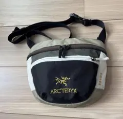 超美品　ARC'TERYX × BEAMS ショルダーバッグ