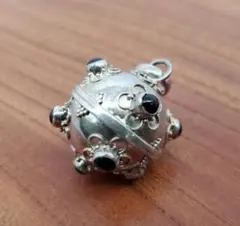 Item thumbnail for item 19a4f061-70c8-41d2-b8d4-971c9d32fc62