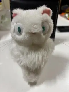 白い猫のぬいぐるみ 魔女の宅急便のサムネイル