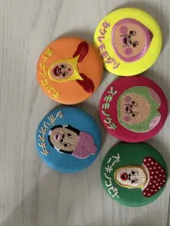 こびとづかん 刺繍缶バッジ 5個 コンプリート おまけ付き
