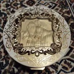 Item thumbnail for item e4bba59c-4eeb-42a5-a660-b5347822ff92