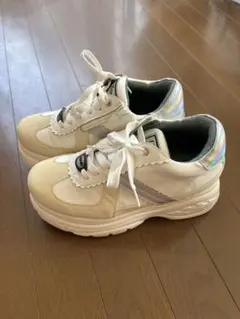 YOSUKE厚底スニーカー