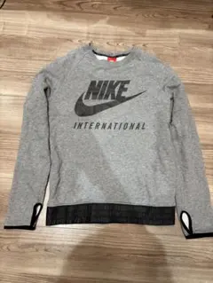 ナイキ　NIKE スウェット　トレーナー　Mサイズ