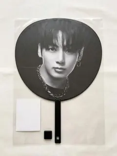 BTS ARIRANG 日本限定 アリラン ジョングク グク うちわ - メルカリ