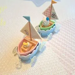 すみっコヨットでどんぶらこ　しろくま　えびふらいのしっぽ&たぴおか　ミニカー
