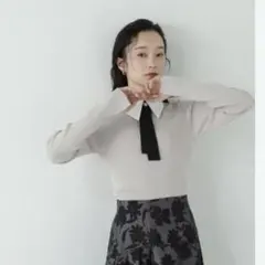 リボンタイ付きリブニット