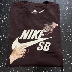 【新品】NIKE SB ナイキ ロンT 長袖 ブラウン ロングtシャツ Lのサムネイル