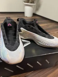 アンソニーエドワーズ