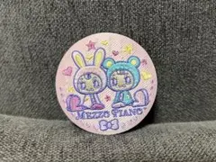 メゾピアノ　ナルミヤキャラクターズ　刺繍缶バッジ