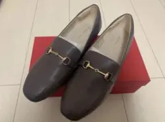 Oriental Traffic スクエアトゥビットモチーフローファー