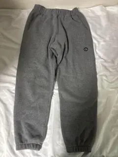 グレー ジョガーパンツ