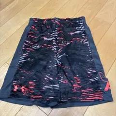Under Armour 迷彩柄 ハーフパンツ YLG