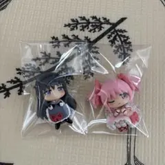魔法少女まどか☆マギカ　フィギュア　ガチャ　鹿目まどか　暁美ほむら　おねむたん