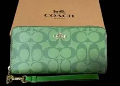 新品未使用 coach コーチ 長財布 グリーン シグネチャー 財布