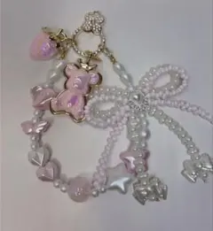 ゆめかわ ビーズキーホルダー ハンドメイド バッグチャーム くま いちご リボン