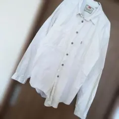 Levi's ホワイト 長袖シャツ　red tab