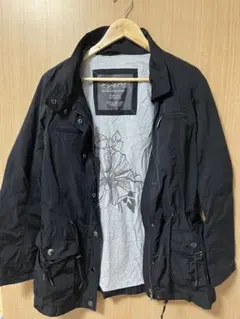 黒のアウター ジャンパー・ブルゾン