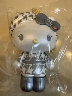 シークレットマスコットチャーム　モノクロガーリー　ハローキティ キティ