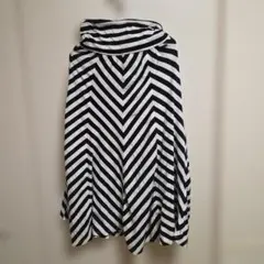 Billabong シェブロン柄 ロングスカート BLACK＆White Mのサムネイル