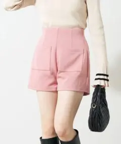 パッチポケット付きポンチショートパンツ