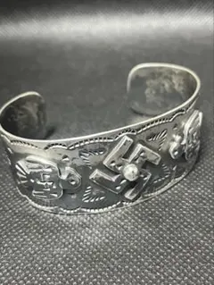 2026年最新】ナバホ バングル 卍の人気アイテム - メルカリ