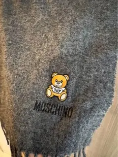 MOSCHINO トイベア刺繍 マフラー 黒 - メルカリ